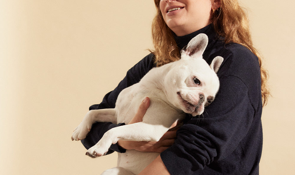 Dormir avec son chien : une habitude controversée mais pleine de surprises !